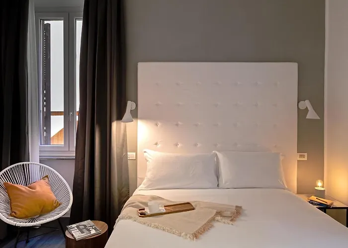 N - Space Modern Guestrooms Konukevi Roma