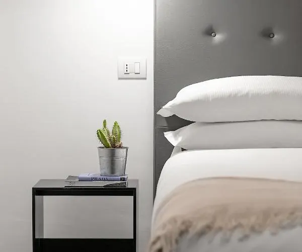 N - Space Modern Guestrooms