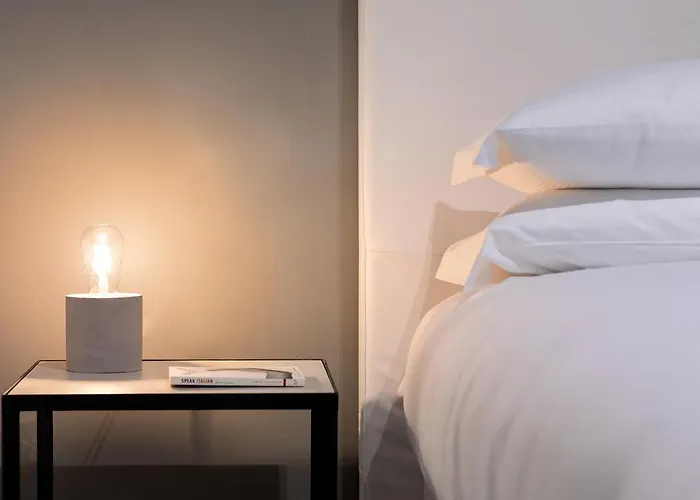 N - Space Modern Guestrooms Konukevi 4*