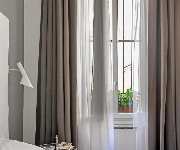 Konukevi N - Space Modern Guestrooms Roma
